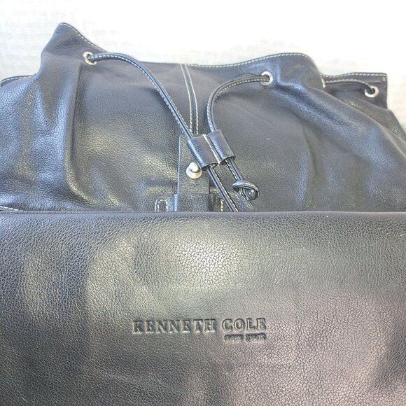 Kenneth Cole Backpack W/ Adjustable Straps & Multiple Pockets For Travel Or Ever - Picture 8 of 9
